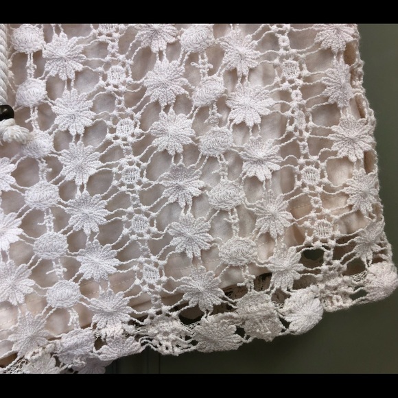 Crochet shorty shorts - Picture 5 of 5